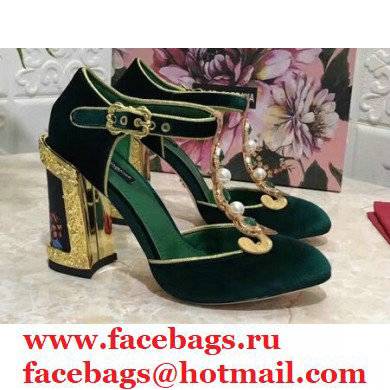 Dolce & Gabbana Heel 10.5cm T-strap Sandals Green with Pearls 2021